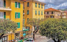 Hotel Bristol in Lavagna